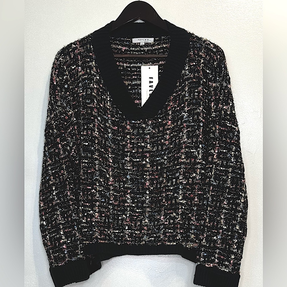 New Elegant and very light Sweater “Favlux” beautiful color